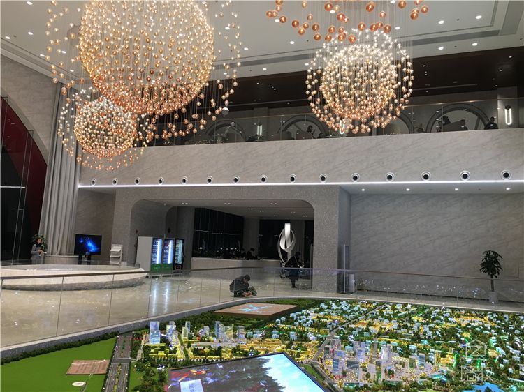 售樓部木紋膜施工