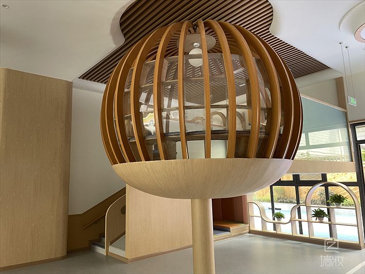 成都新都區一公益性幼兒園使用lg木紋裝飾貼膜案例